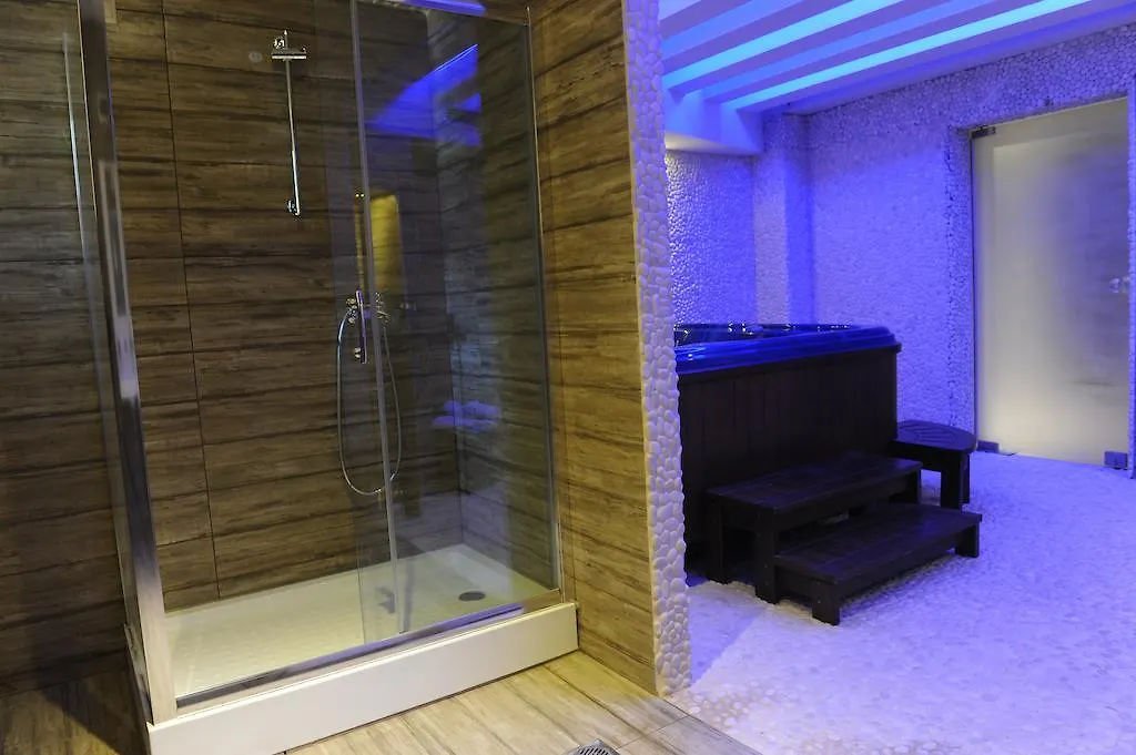 Ammouliani Hotel 3*,